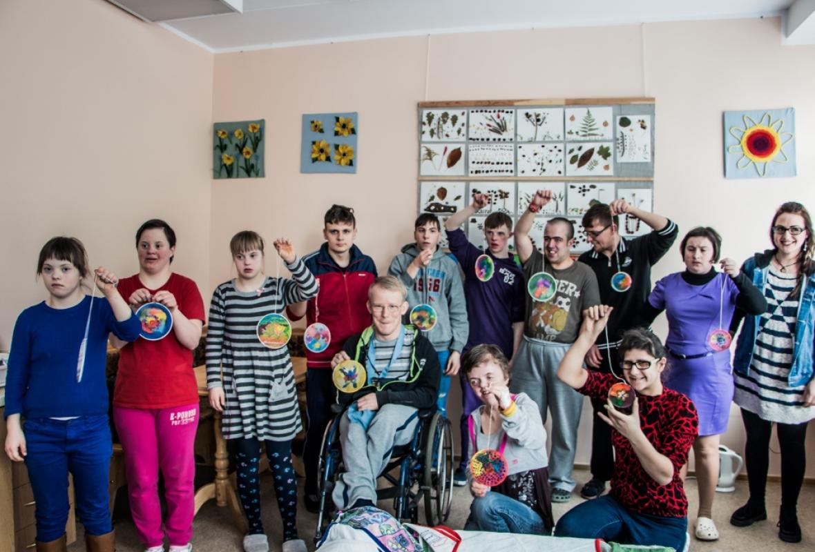 2016 04 08 tapyba ant šilko