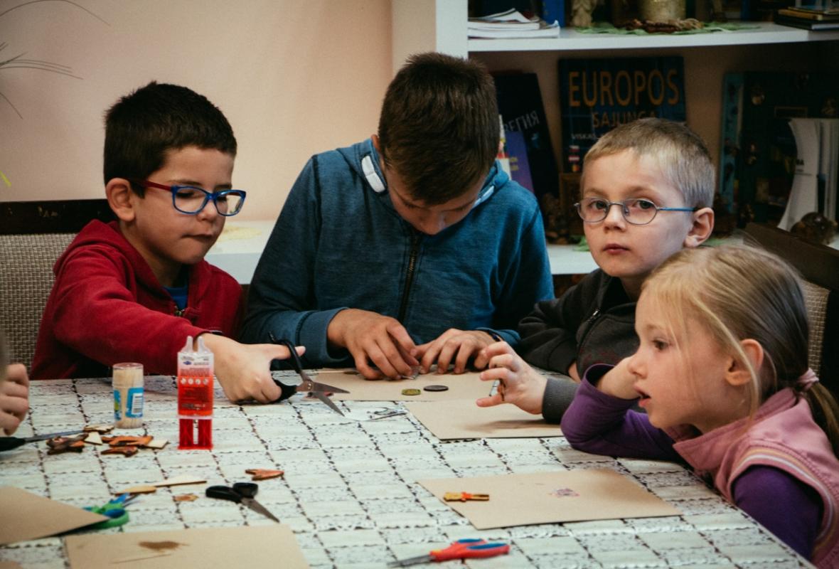2016 09 25 Stiklo papuošalų gamyba