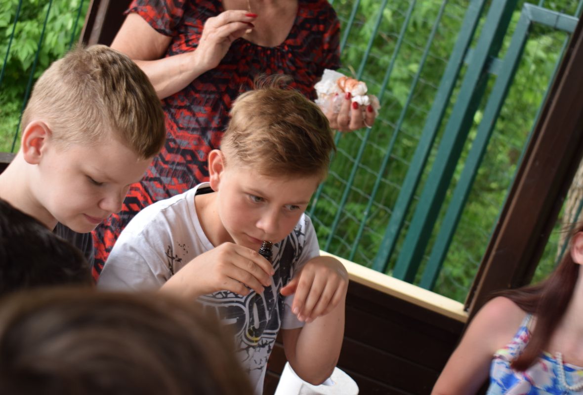 2020 06 19 Sojų vaško žvakės moliniame indelyje