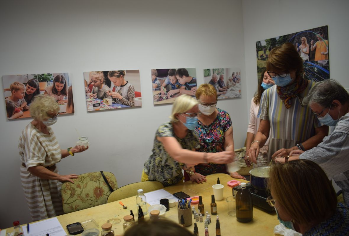 2020 08 18 Kietojo šampūno ir kondicionieriaus gamyba