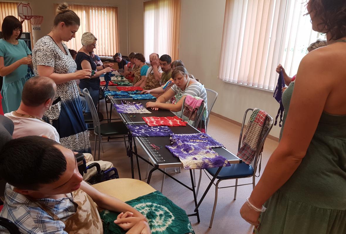 2022 06 28 Batika medvilninio pirkiniu krepselio dekoravimas 6