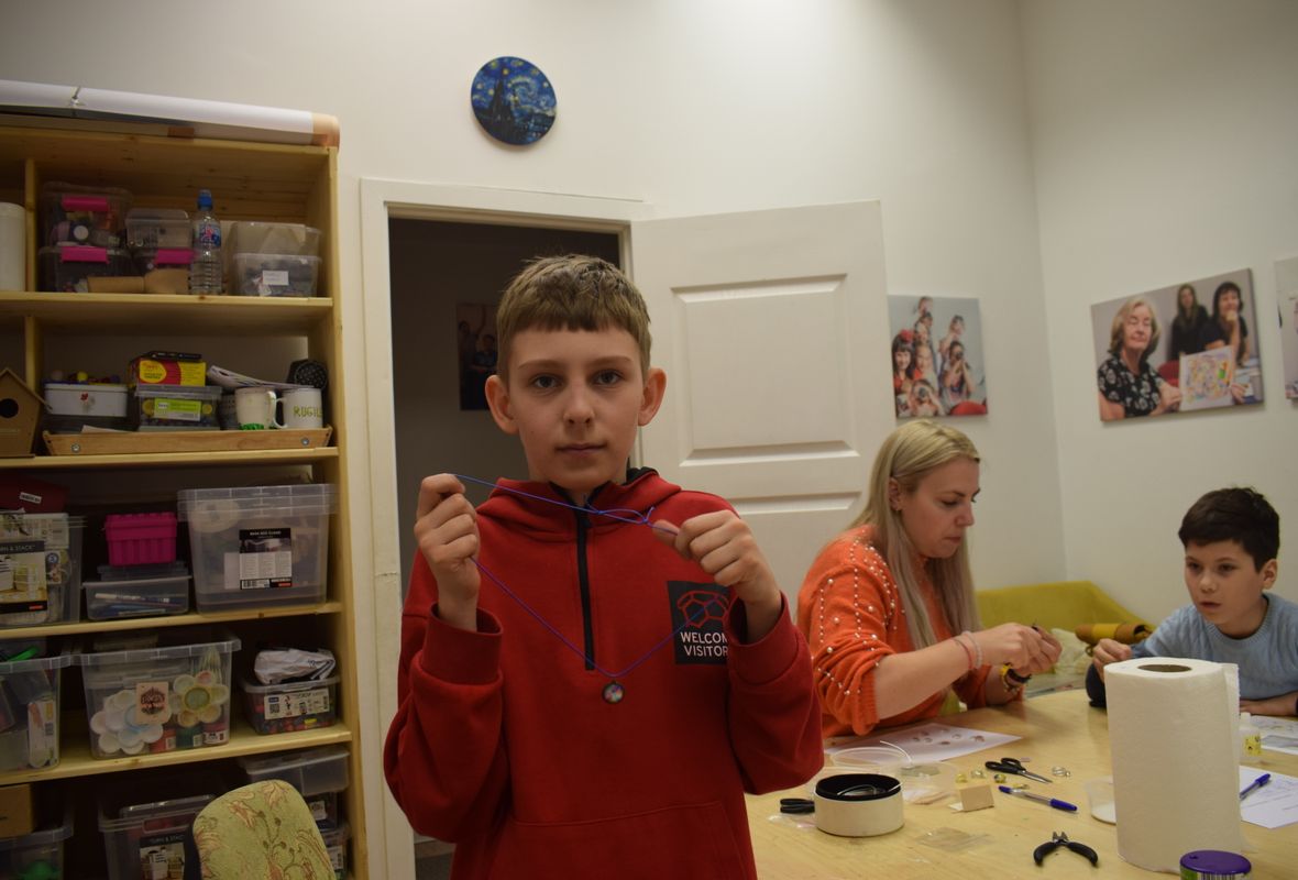 2023 03 21 Stiklo papuosalu gamyba 10