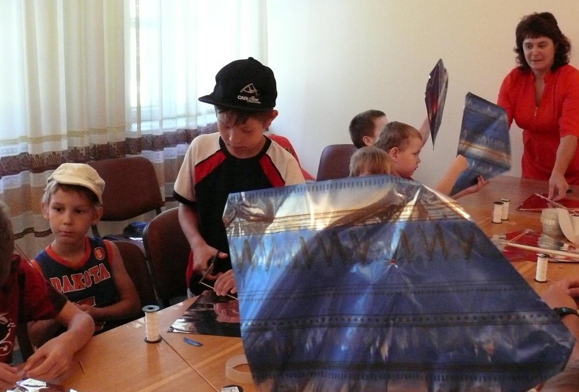 2018 08 02 Aitvarų gamyba