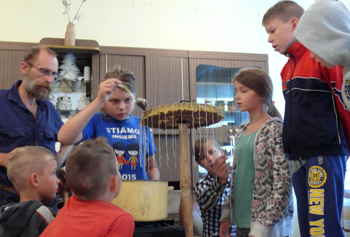 2018 08 28 Žvakių gamyba